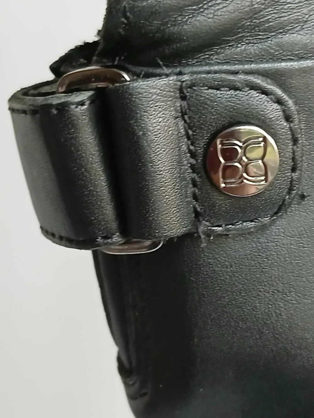 BCBG Max Azaria Black Leather Over The Knee Equestrian Style Riding Boots Size 8